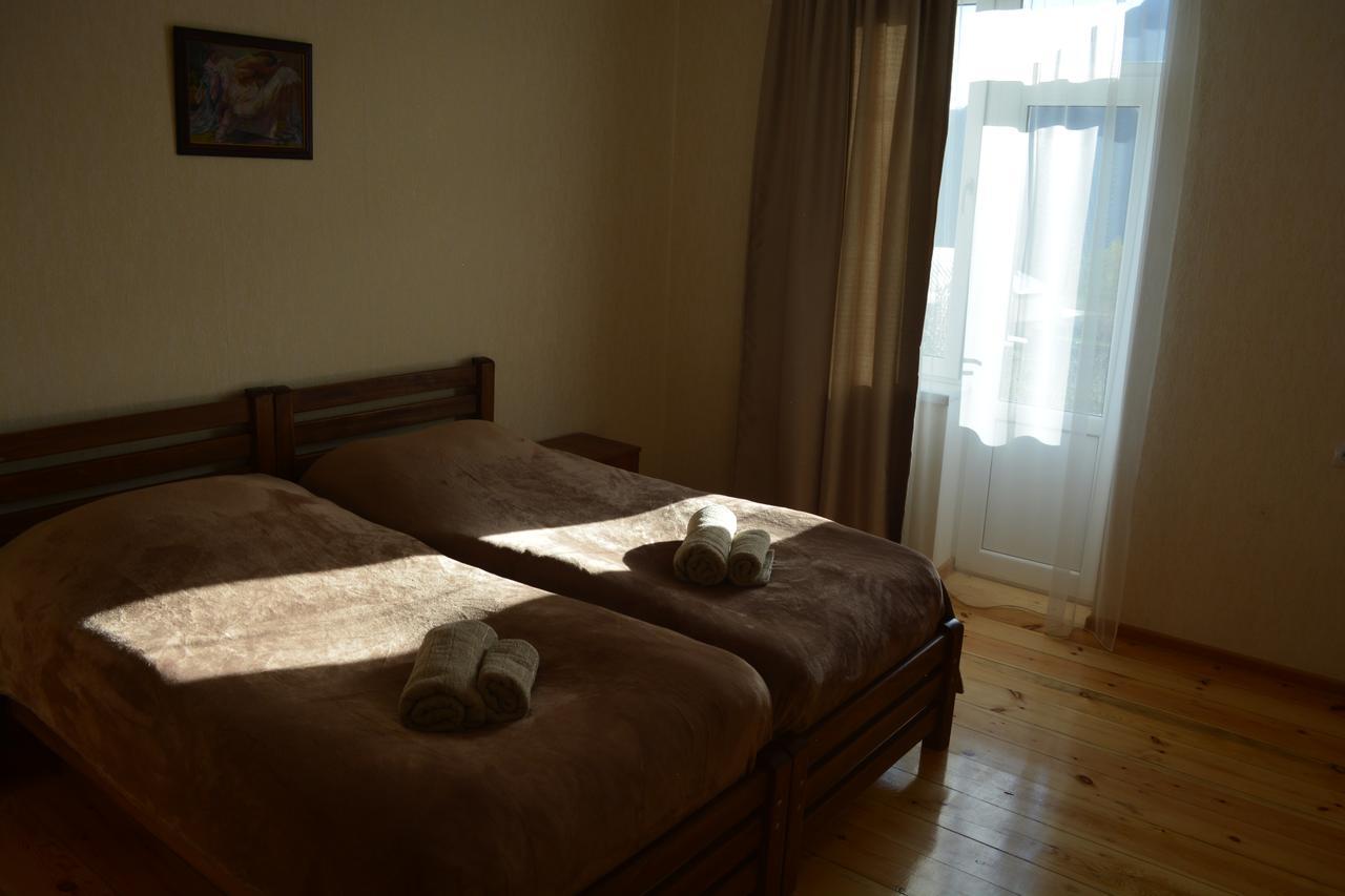 Ekaterine Guest House Kazbegi Exterior foto