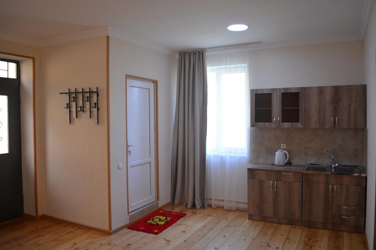 Ekaterine Guest House Kazbegi Exterior foto