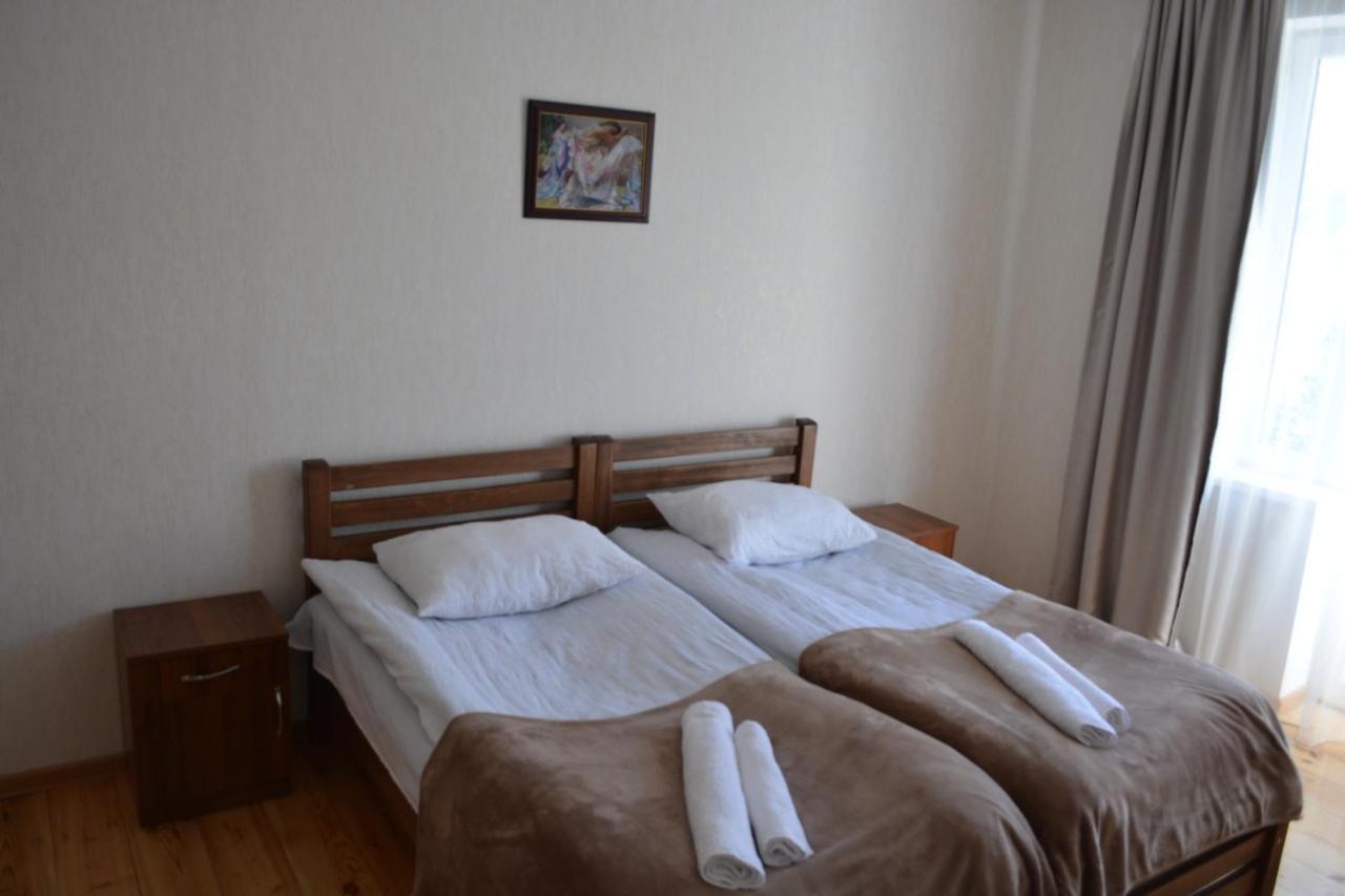 Ekaterine Guest House Kazbegi Exterior foto